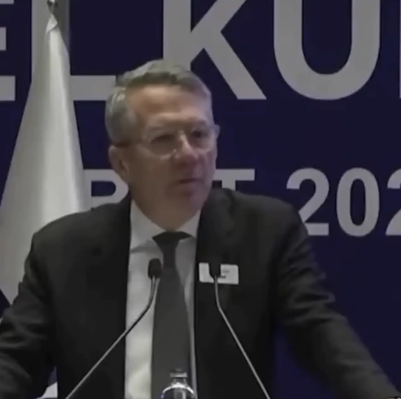 Tahtasız: Bu Ülkenin Kendi Yatırımcıları Canlarından Bezdiriliyor