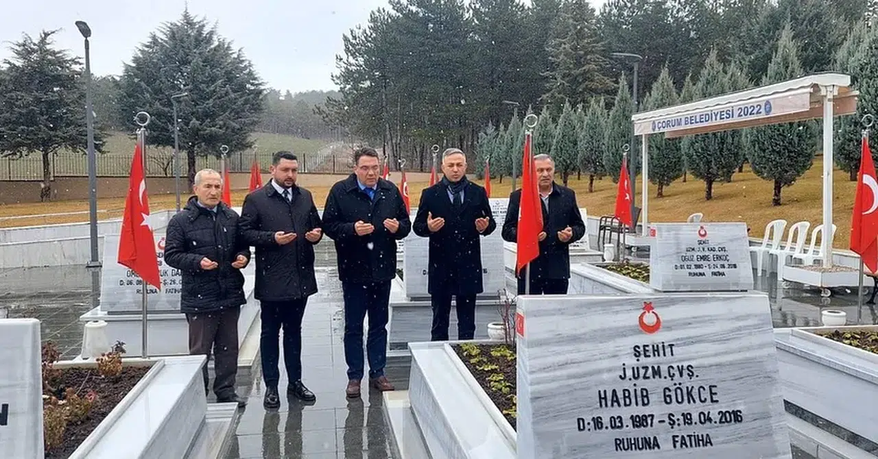 Tahtasız’dan Şehit Kabirlerine Ziyaret