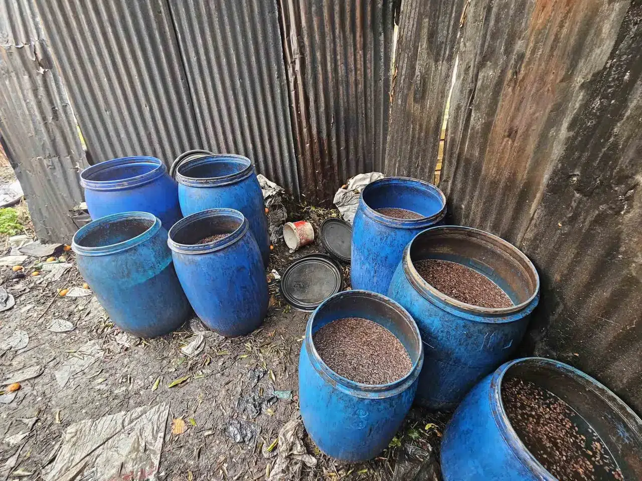 Adana’da 2 Ton 800 Litre Uydurma Alkol Ele Geçirildi