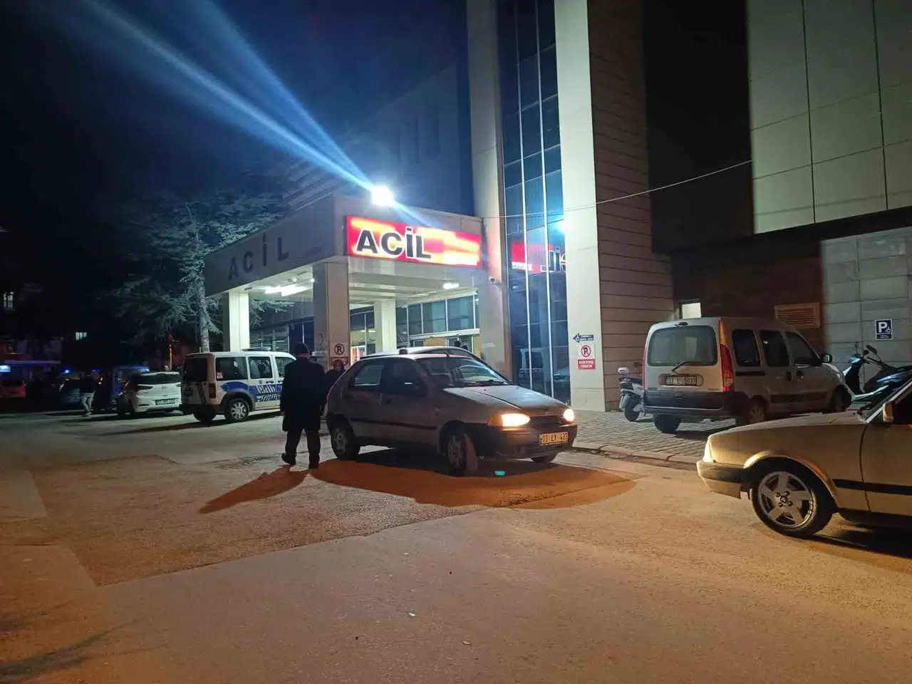 Akaryakıt İstasyonunda Silahlı Çatışma: 1 Meyyit