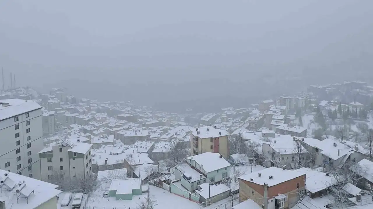 Artvin Vilayet Genelinde Eğitime Kar Mahzuru