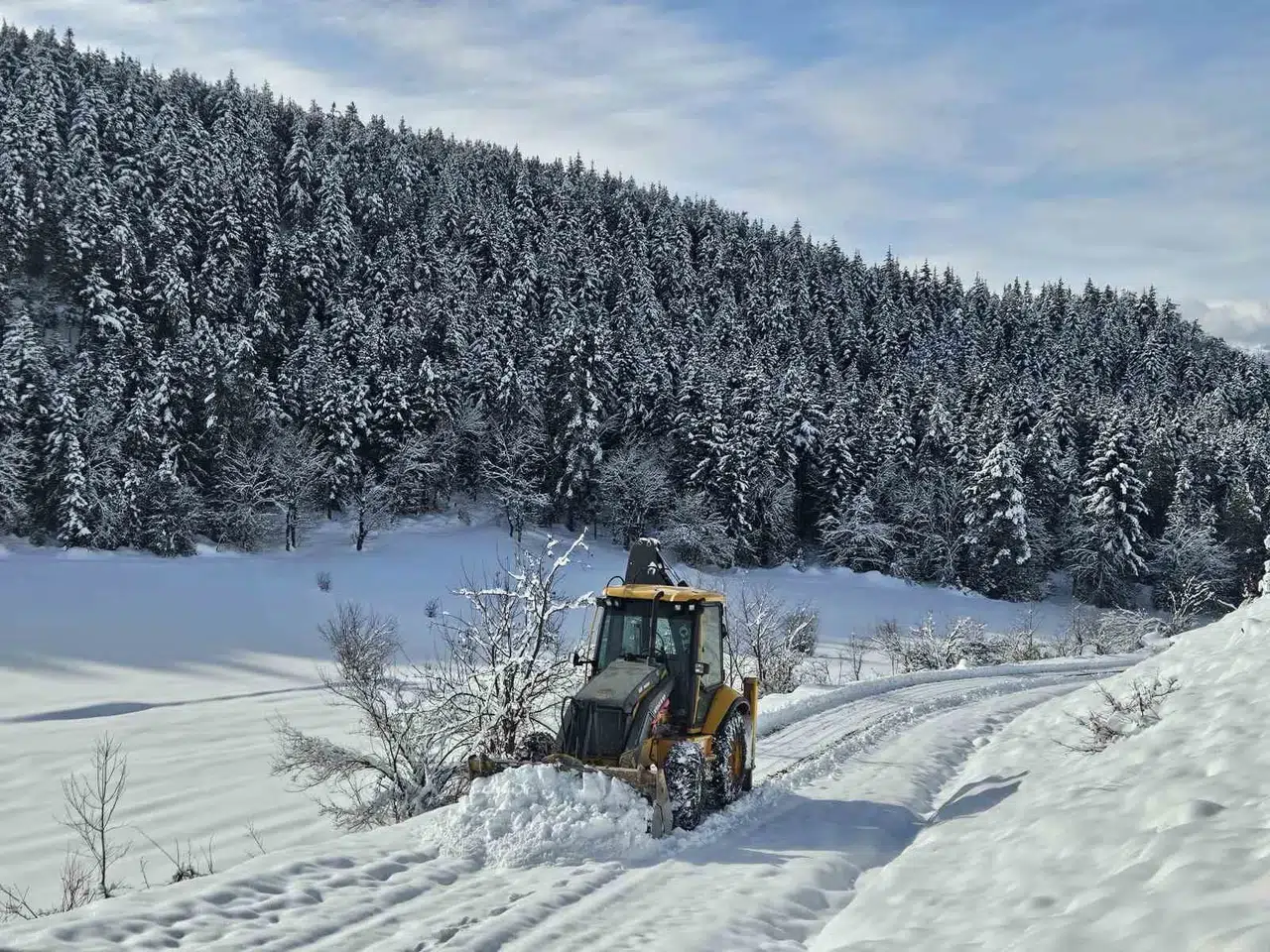 Artvin’de 68 Köy Yolu Ulaşıma Kapandı
