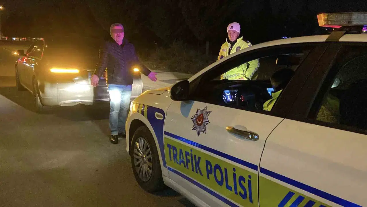 Aykırı Yola Girip "Dur" İhtarına Uymadı, "Biz Şahinci Üzere Değiliz" Dedi