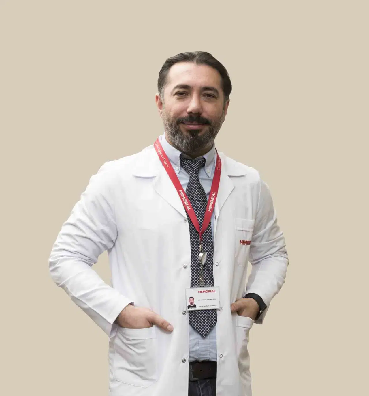 Bayanlarda Giyinirken, Erkeklerde Art Cepten Cüzdan Almaya Çalışırken Ortaya Çıkıyor