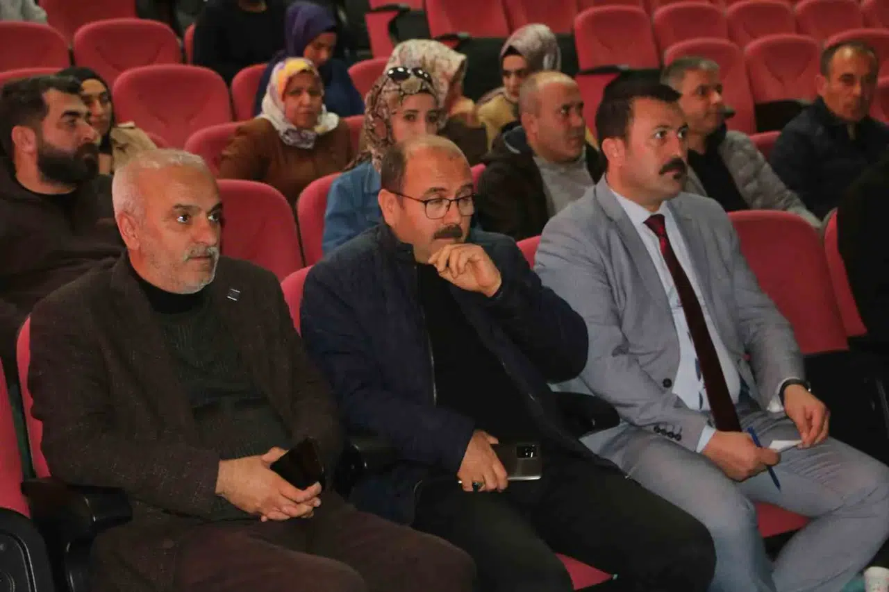Diyarbakır’da Aile İçi Bağlantı Semineri Düzenlendi