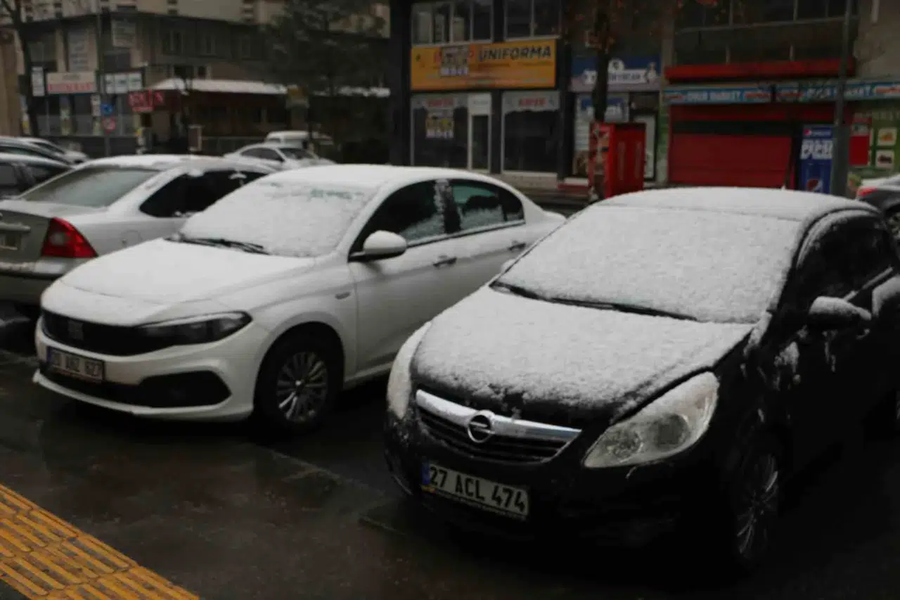 Diyarbakır’da Kar Yağışı Tesirli Oldu