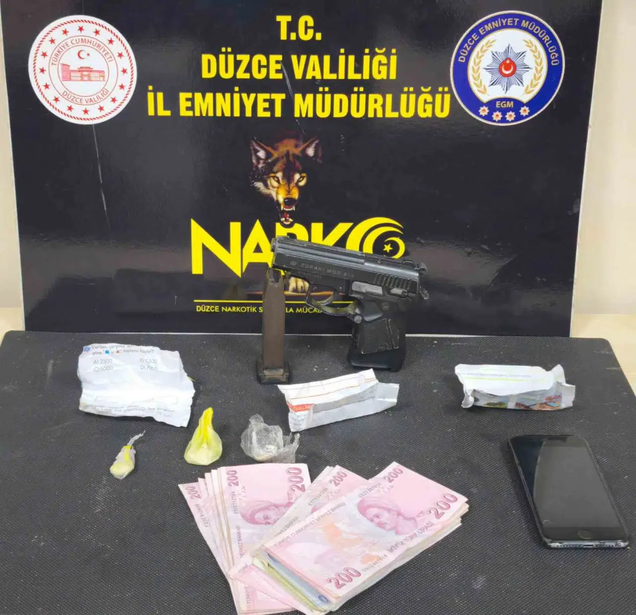 Düzce’de 3 Uyuşturucu Taciri Tutuklandı