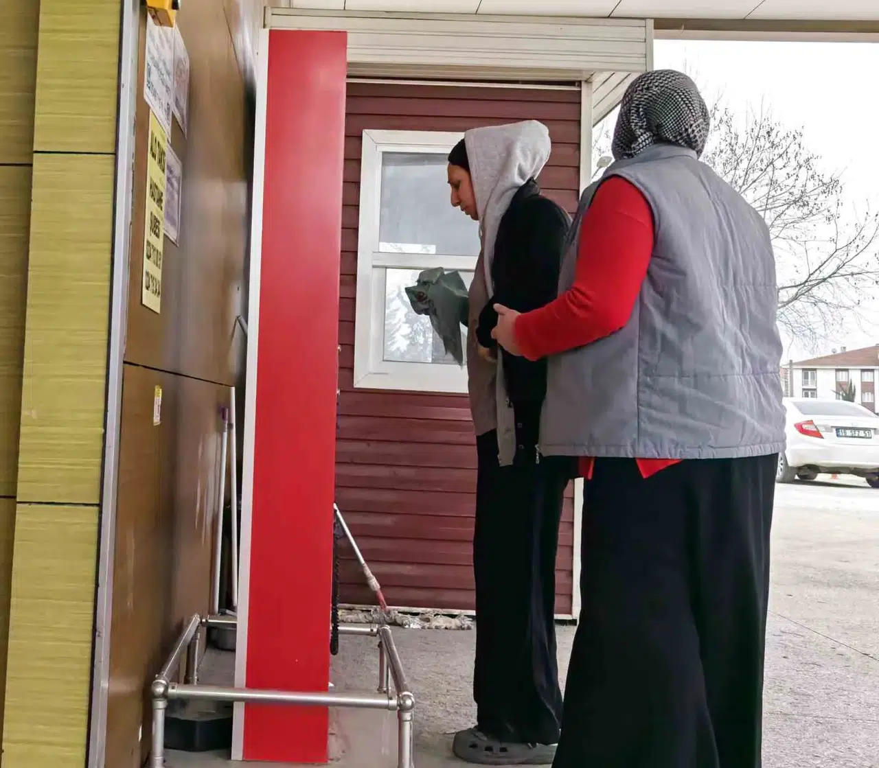 Elini Makineye Kaptıran Personel Yaralandı