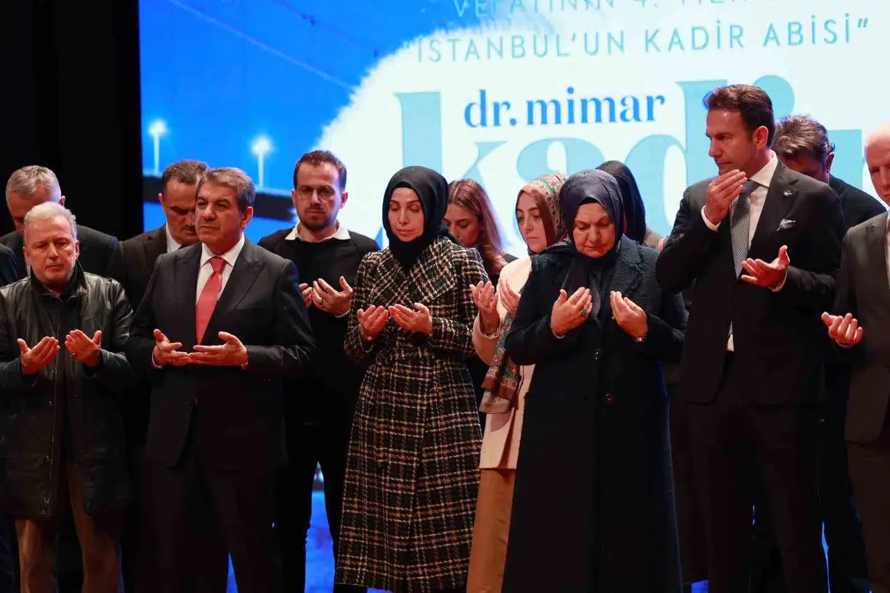 Esenler Belediyesi Topbaş’ı, "İstanbul’un Kadir Abisi" Programıyla Andı