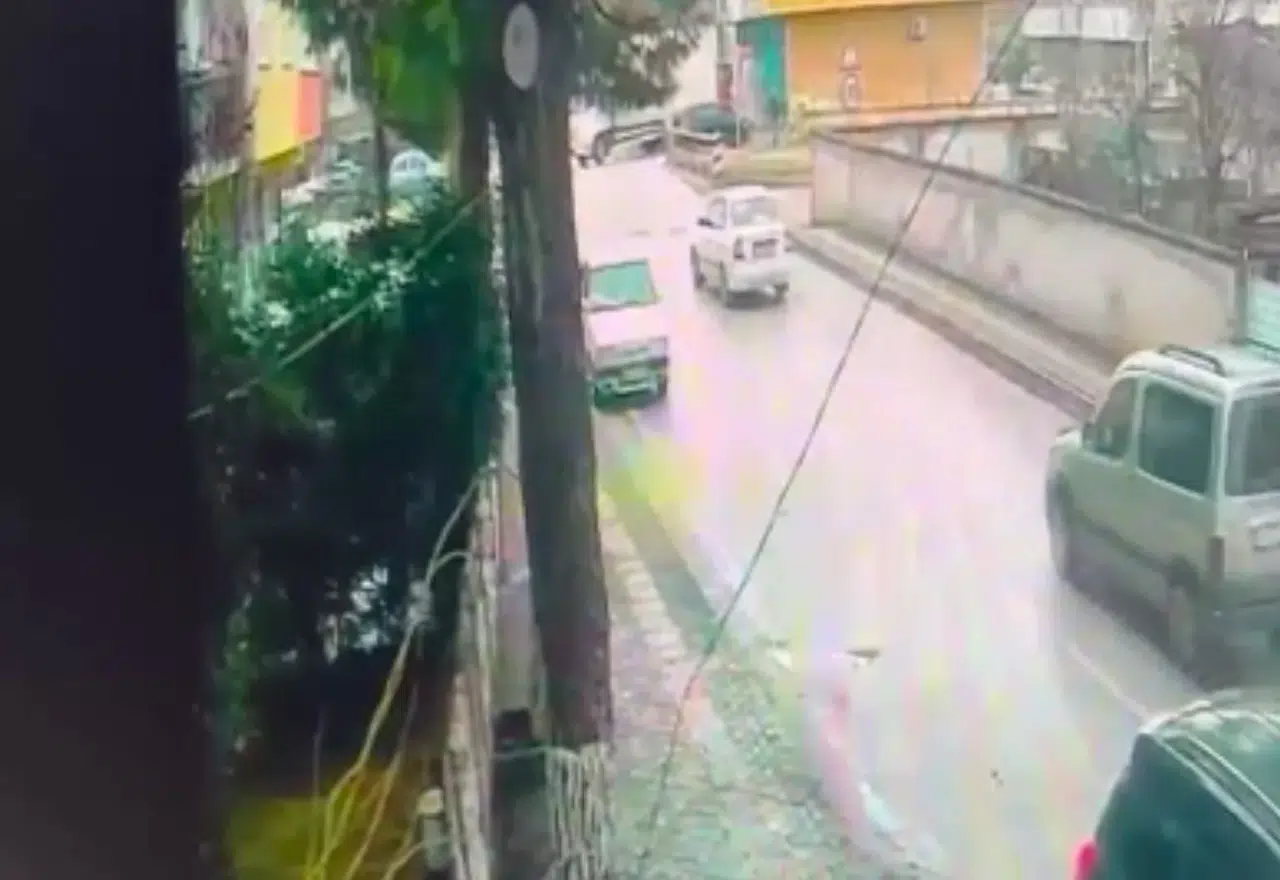 Geçersiz Yüzbaşı Altınları Çaldı Ancak Polisten Kaçamadı