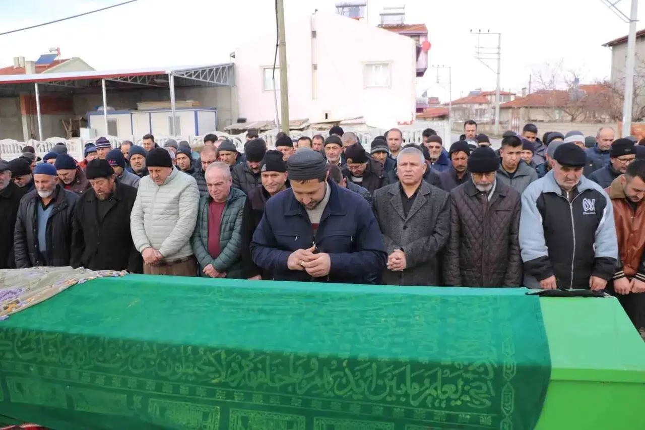 Kazada Ölen Öğretmenin Ailesi, Alkollü Şoförün Özgür Bırakılmasına Reaksiyon Gösterdi
