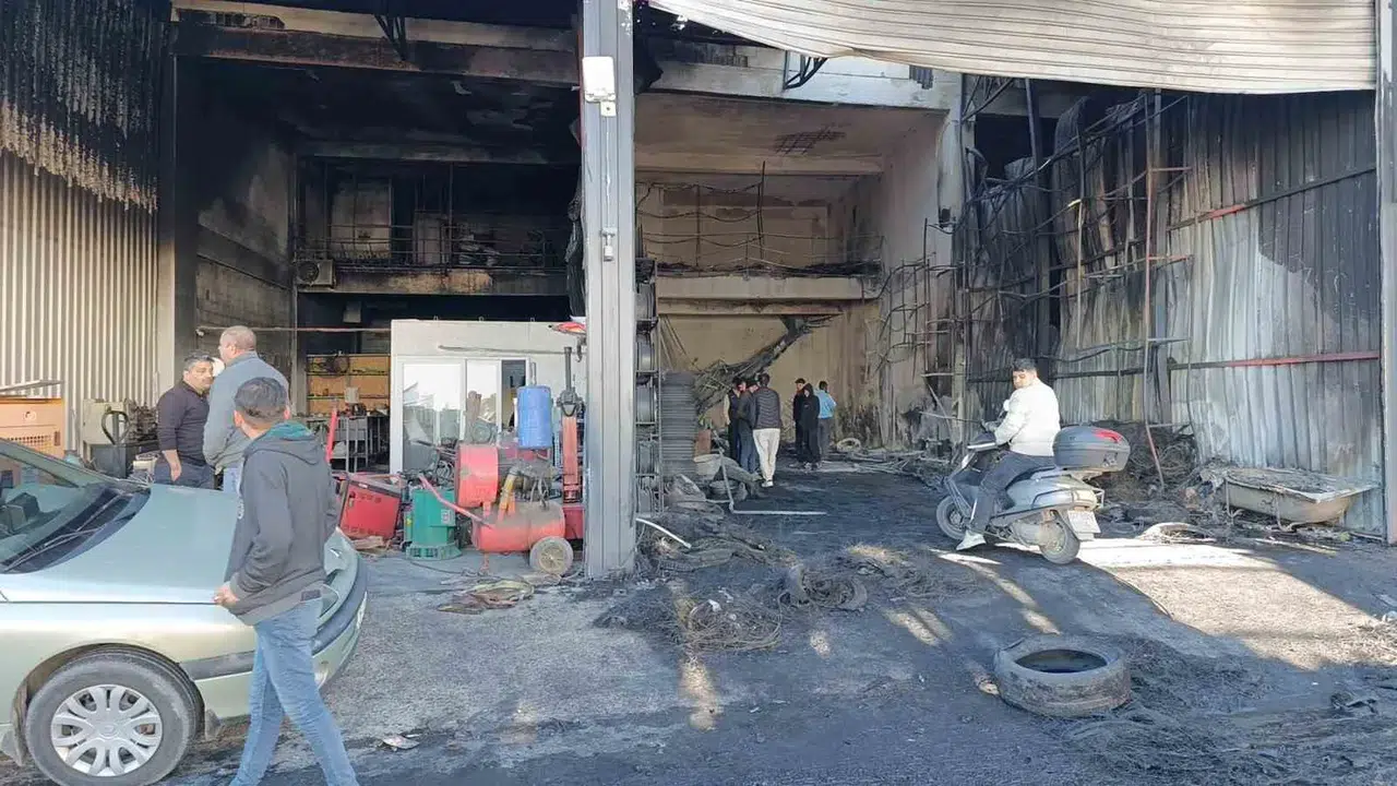 Sanayi Sitesinde Çıkan Yangının Verdiği Ziyan Hava Aydınlanınca Ortaya Çıktı