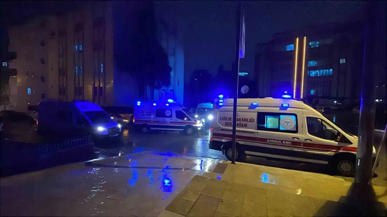 Şanlıurfa’da 33 Kız Öğrenci Zehirlenme Kuşkusuyla Hastaneye Kaldırıldı