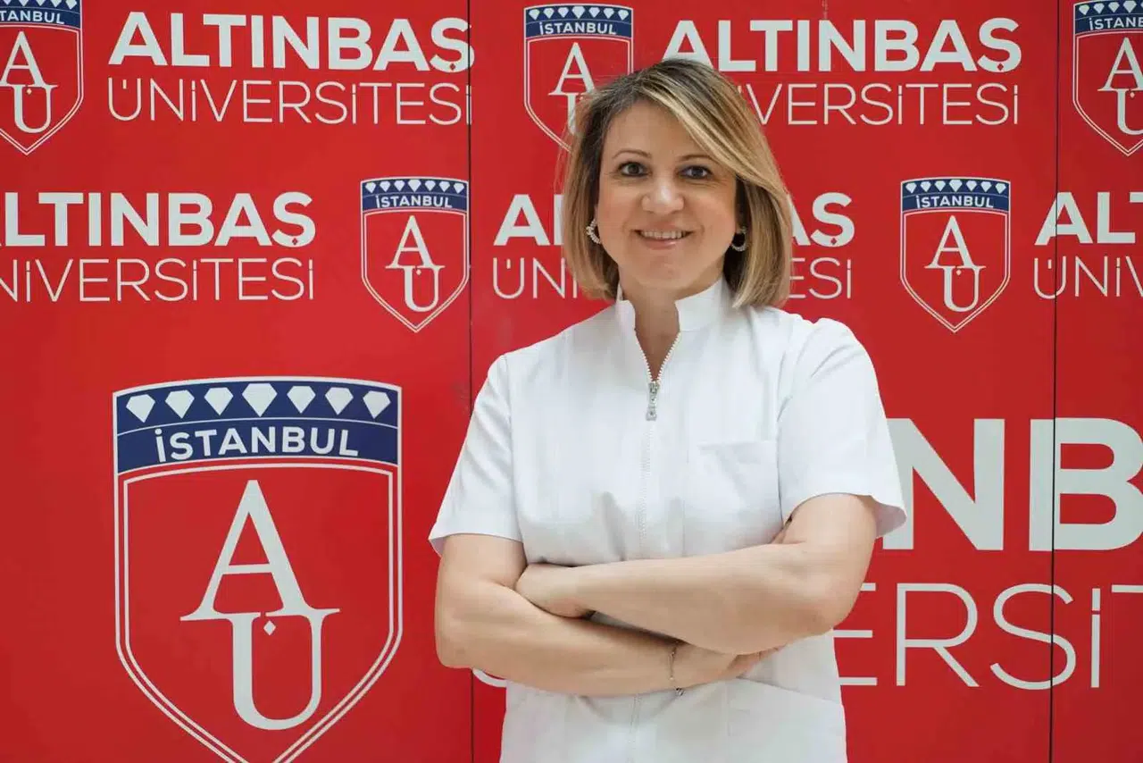 Sigara, Diş Eti Sıhhatini Olumsuz Etkiliyor