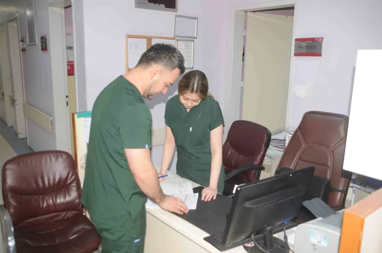 Şırnak’ta V-Notes Histerektomi Ameliyatı Yapıldı