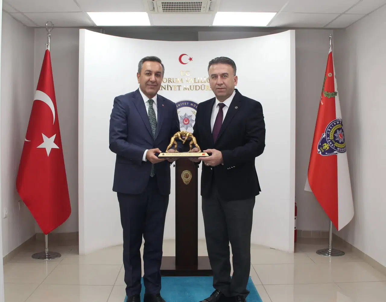 Dere’den Pehlivan’a Teşekkür Ziyareti