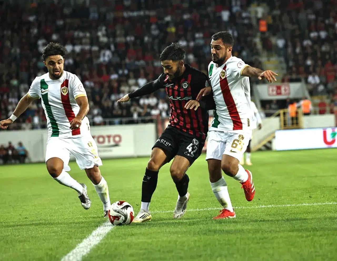 Kenan Fakılı Asist Yaptı, Eren Tunalı Bu Hafta da 11’de