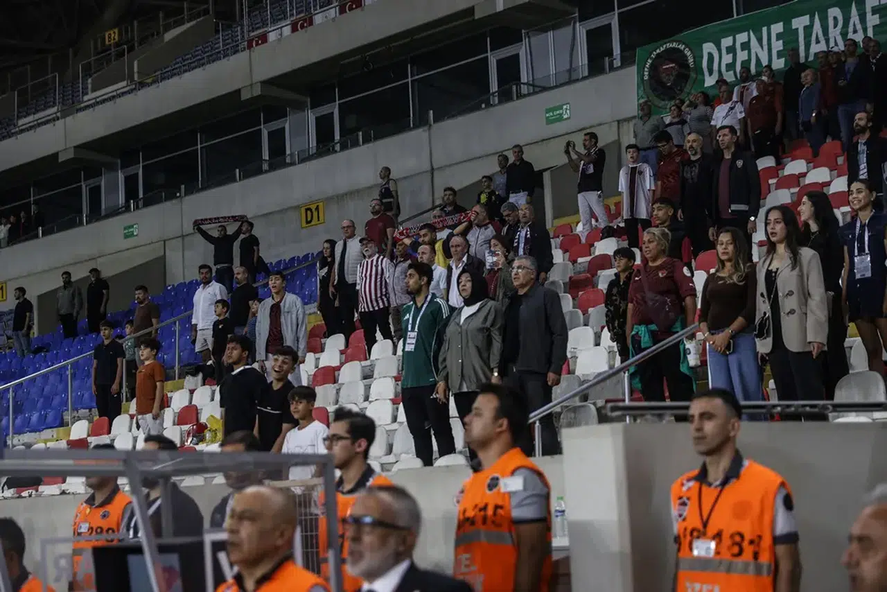 Hatay’da Tribünler Boş Kaldı