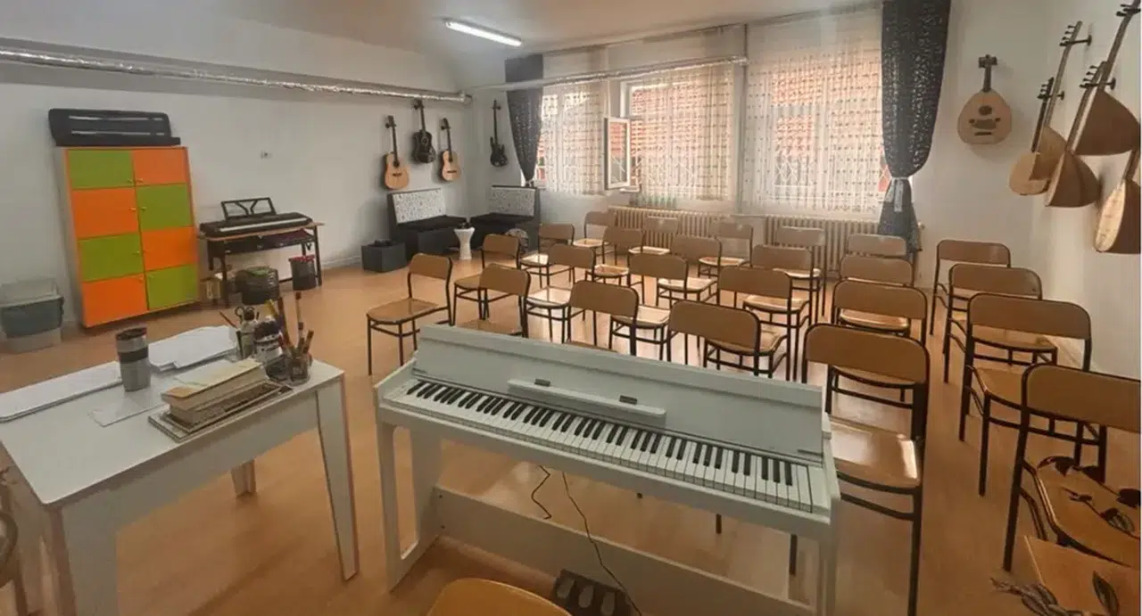 Okullara Modern Müzik Sınıfları