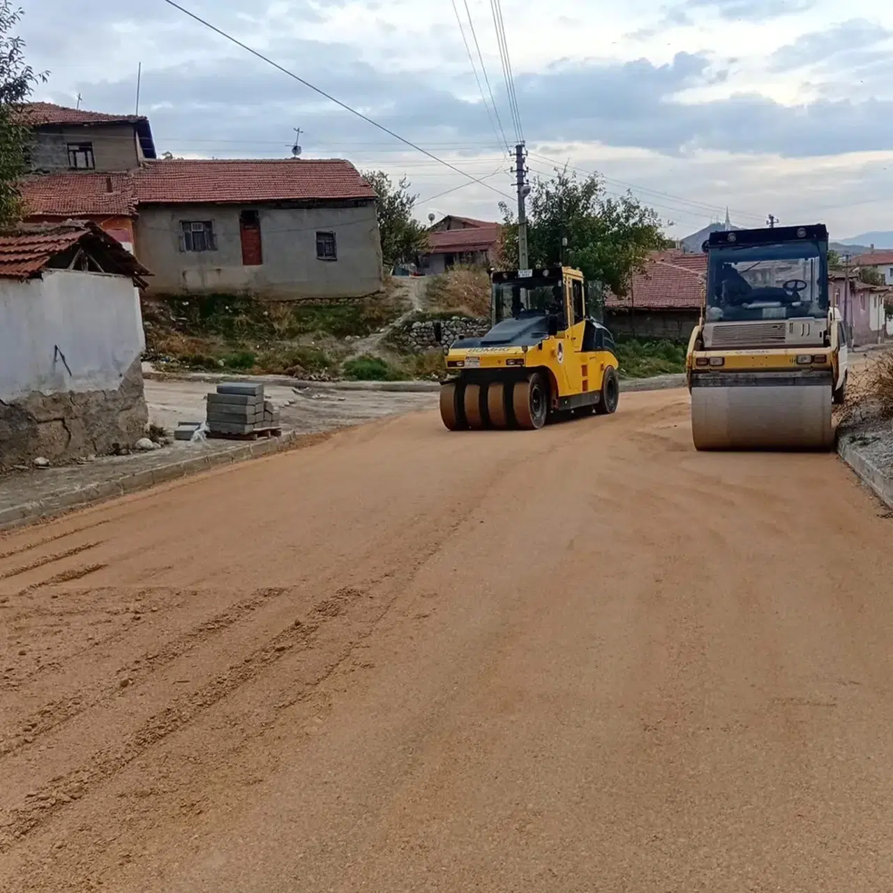 Turan Mahallesi Asfalta Kavuşuyor