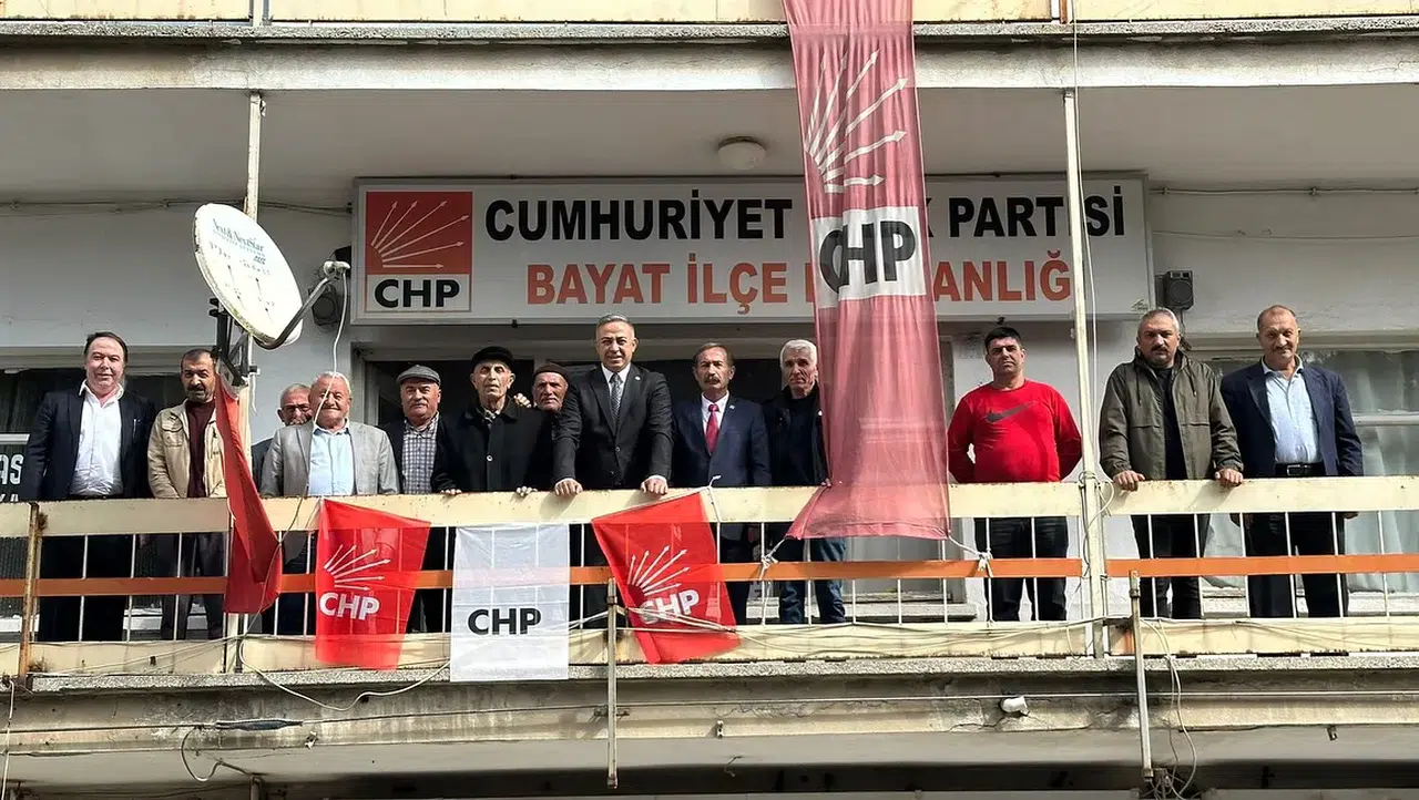 Tahtasız’dan, Güven Tazeleyen Ünlü’ye Ziyaret