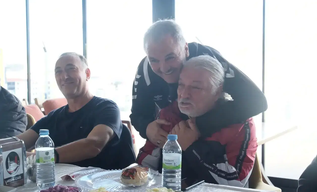 Dere: Geçmişine Sahip Çıkan Bir Aileyiz