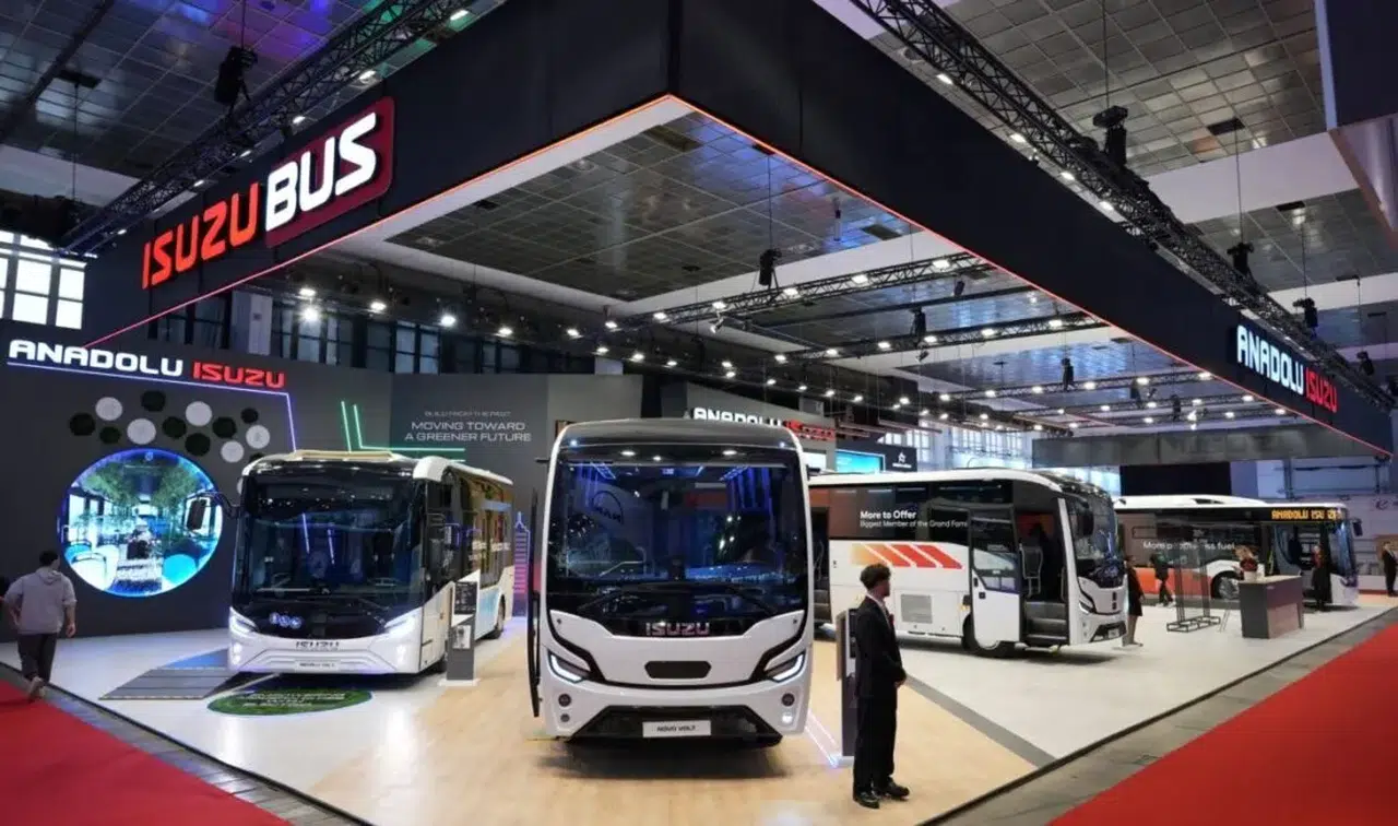 Anadolu Isuzu Busworld Europe 2025'te yenilikçi modellerini sergiledi