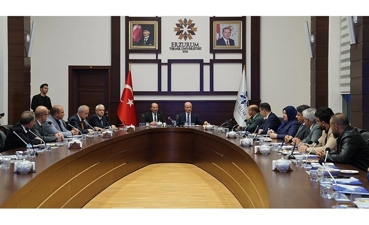 ETÜ senatosu, YÖK Başkanı Özvar’ın başkanlığında toplandı