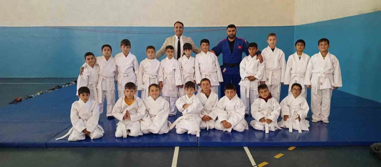 Hınıs’ta judo atağı