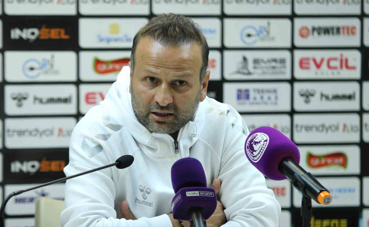 Osman Zeki Korkmaz: "Sivasspor gibi bir kulübün teknik adamı kulüpten bu şekilde ayrılmaz"