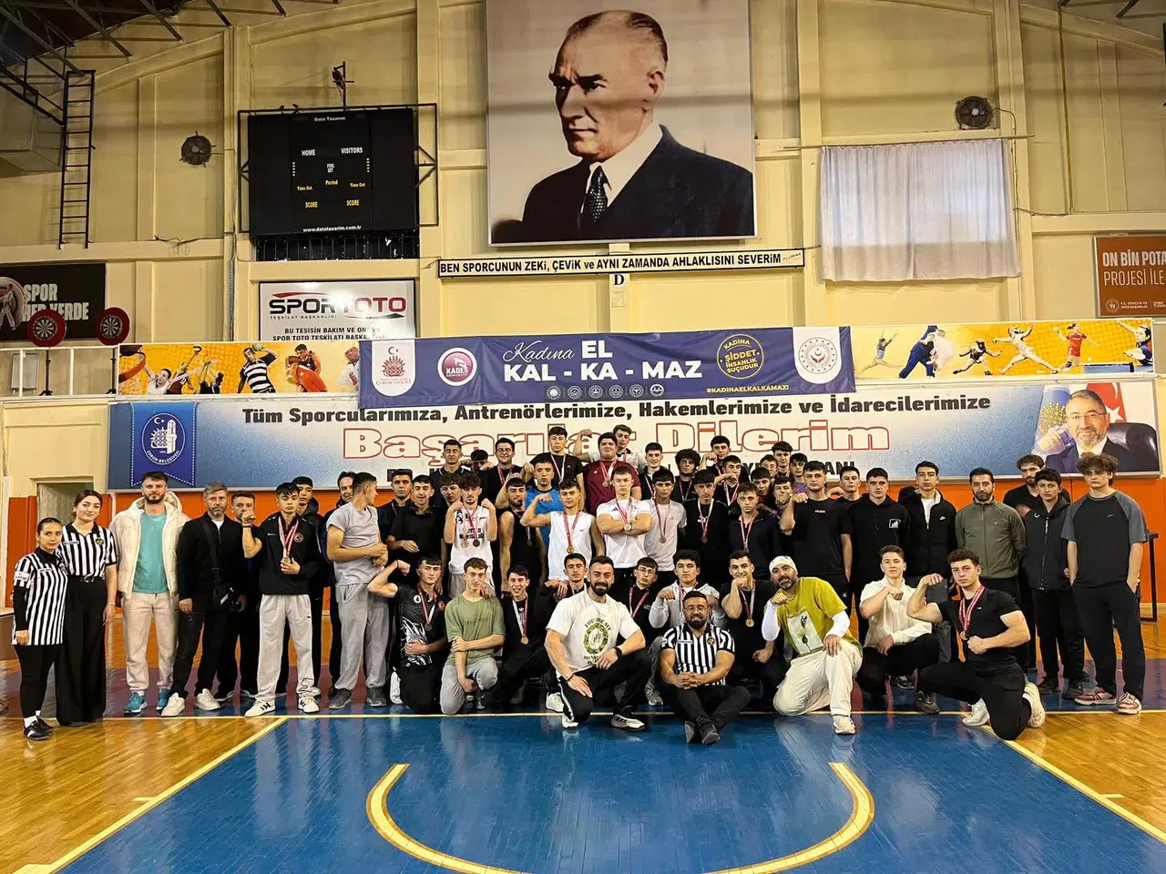 Bayat Belediyespor 11 Madalya ile Döndü