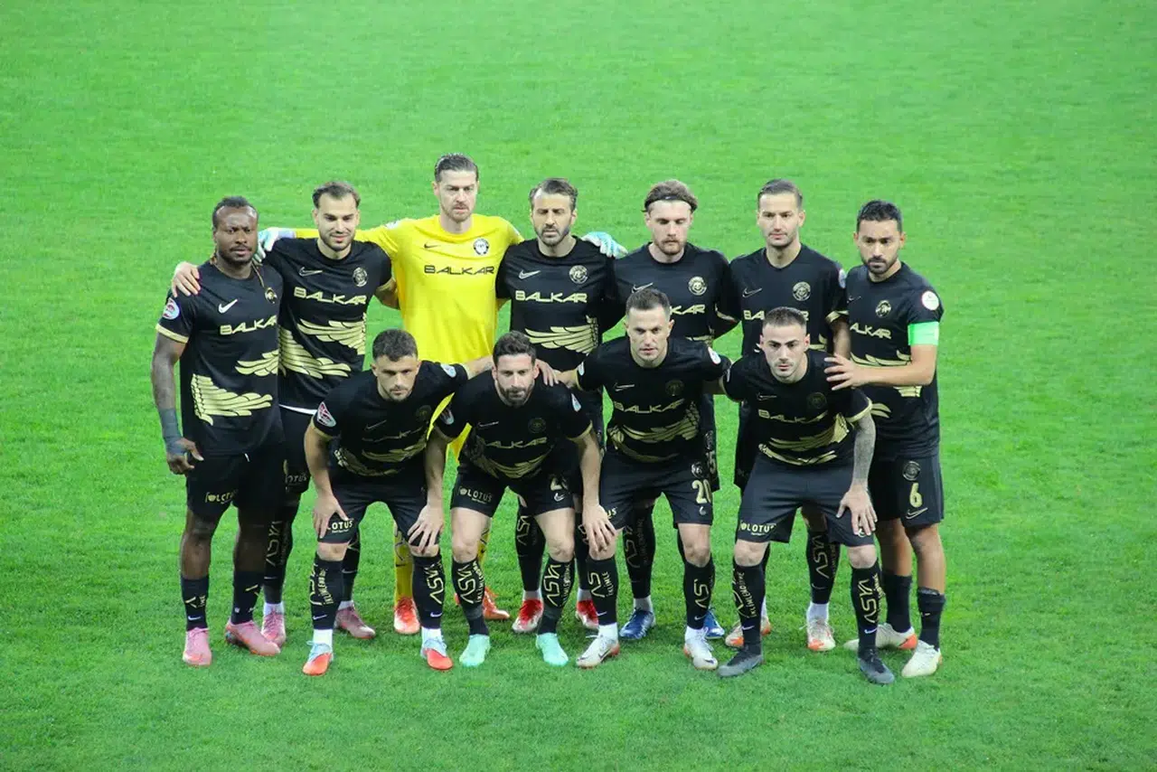 Hüseyin Eroğlu İlk Sınavında Bodrum FK Deplasmanında