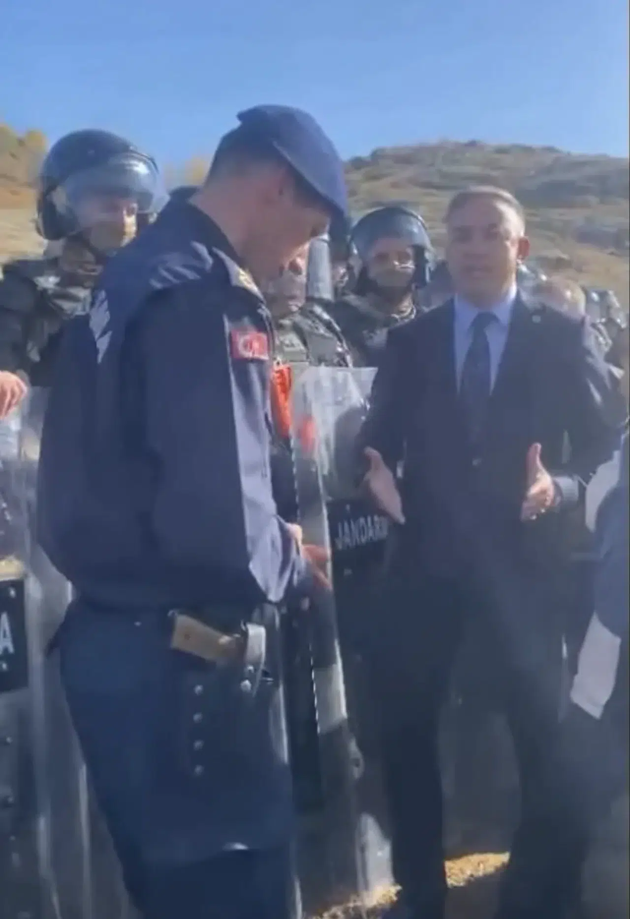 ‘Bu Acele Neden?’