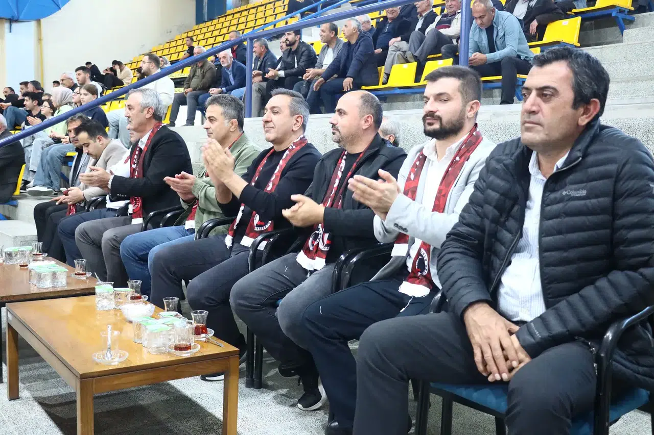 ‘Efeler Ligi Yolunda Emin Adımlarla İlerliyoruz’