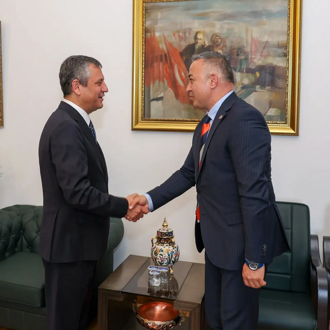 Tahtasız’dan, Özel’in İkinci Yıl Dönümü Mesajı