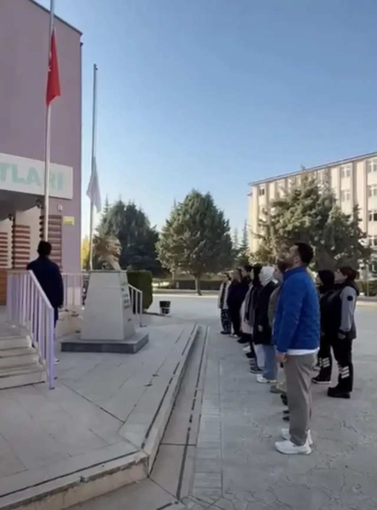 Gençlik ve Spor Camiası Ata'yı Andı