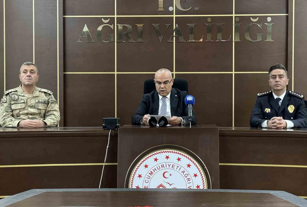 Ağrı Valisi Koç: "Devletimiz, milletimizin huzuru ve güvenliği için daima güçlü ve kararlıdır"