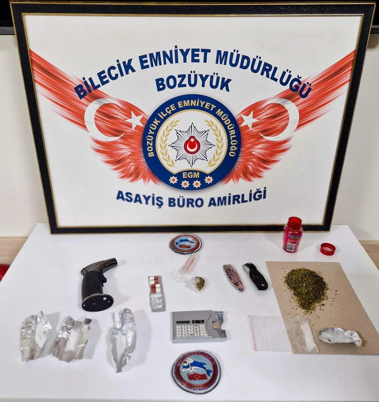 Bilecik’te uyuşturucu operasyonu: 3 gözaltı