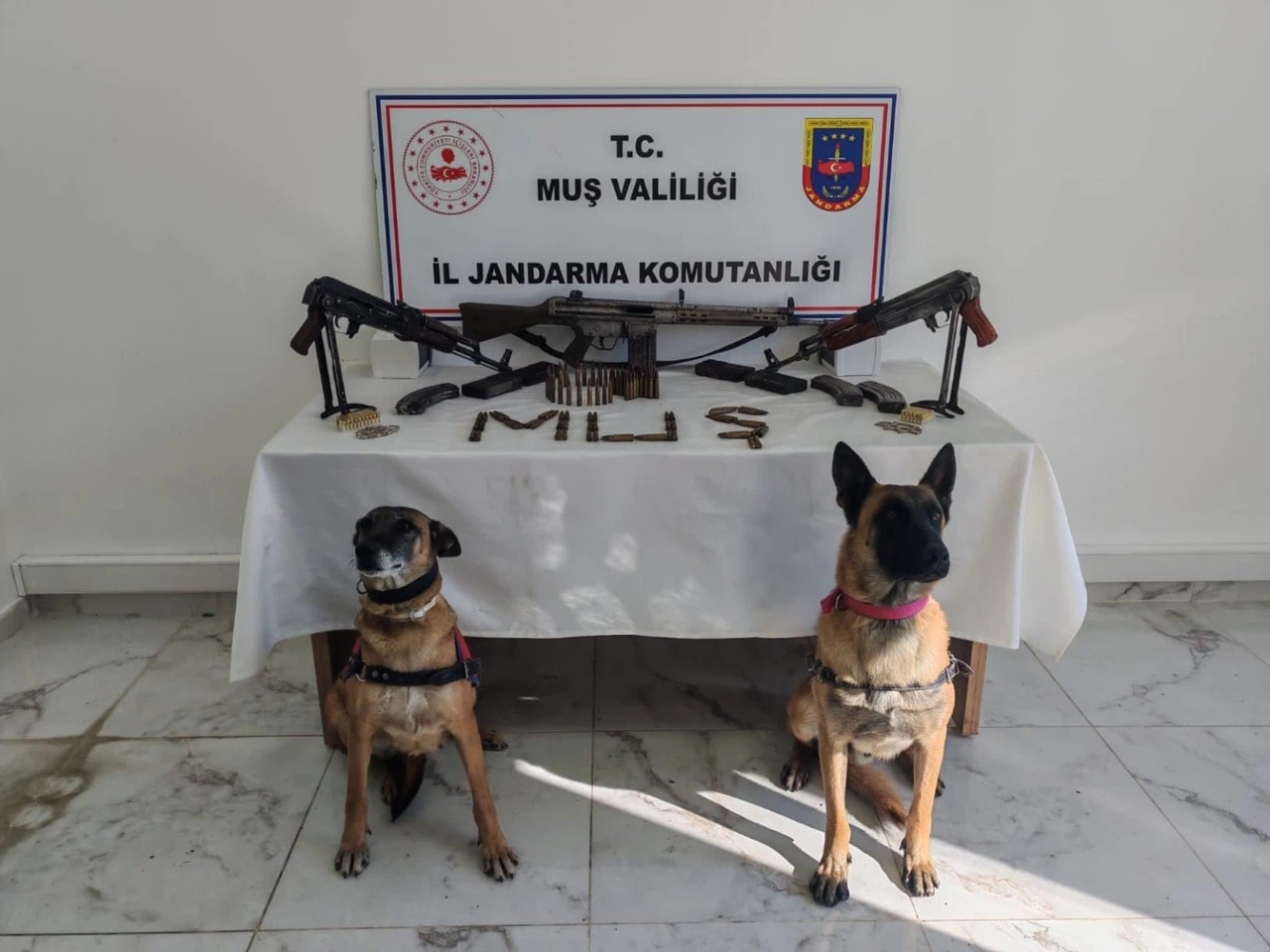 Muş’ta ruhsatsız 3 uzun namlulu silah ele geçirildi