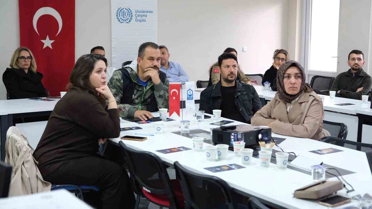 Yıldırım’da şiddete karşı farkındalık eğitimi