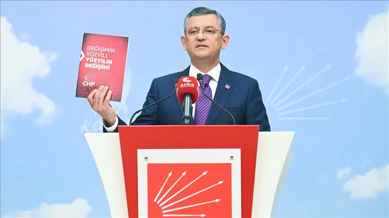 CHP Genel Başkanı Özel’den Uyuşmazlık Mahkemesi Başkanı Güleç’e ziyaret