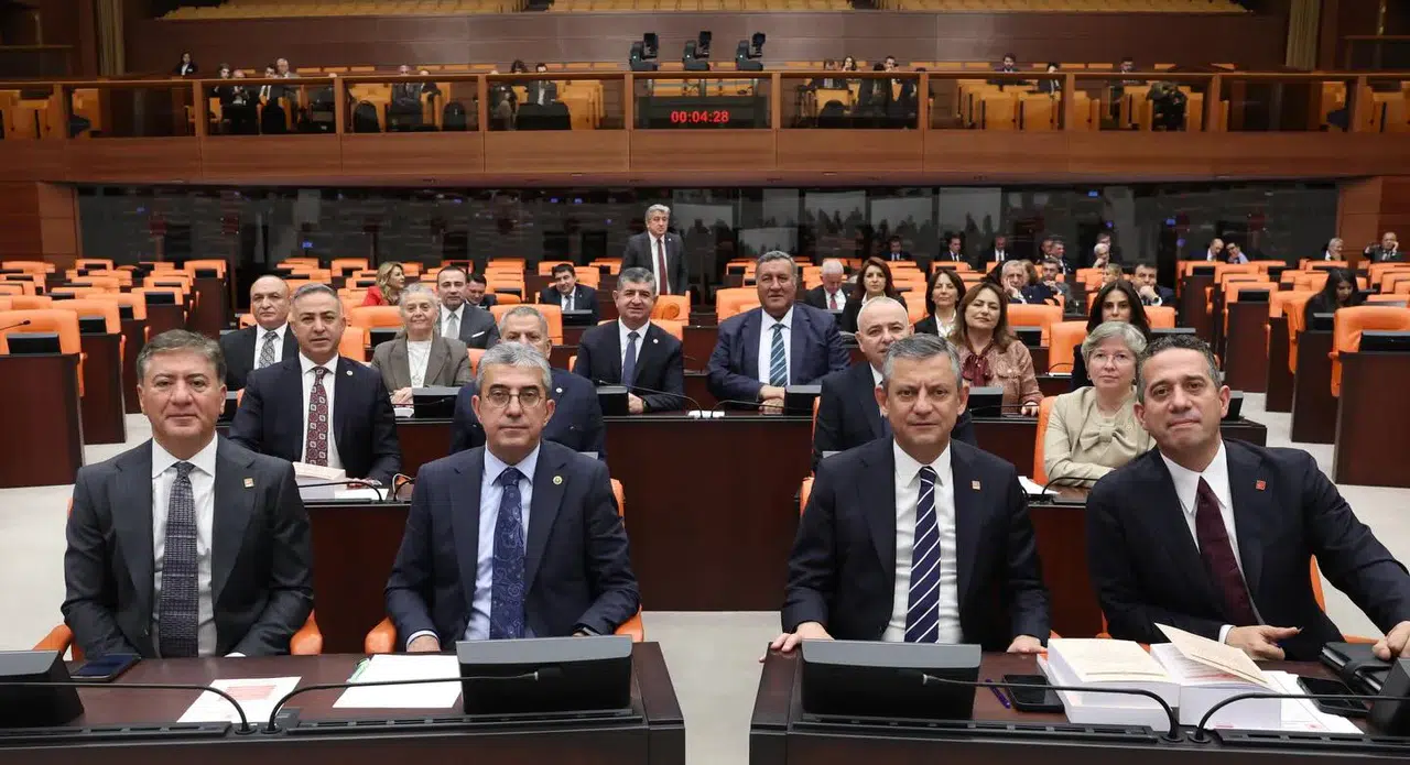 "Bu bütçe faiz bütçesi; emekli, işçi, çiftçi yok"