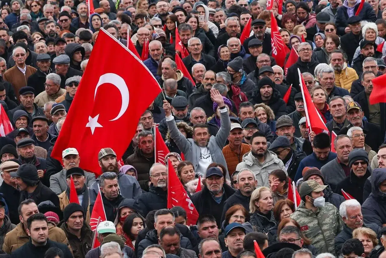 Tahtasız’dan Erken Seçim Çağrısı