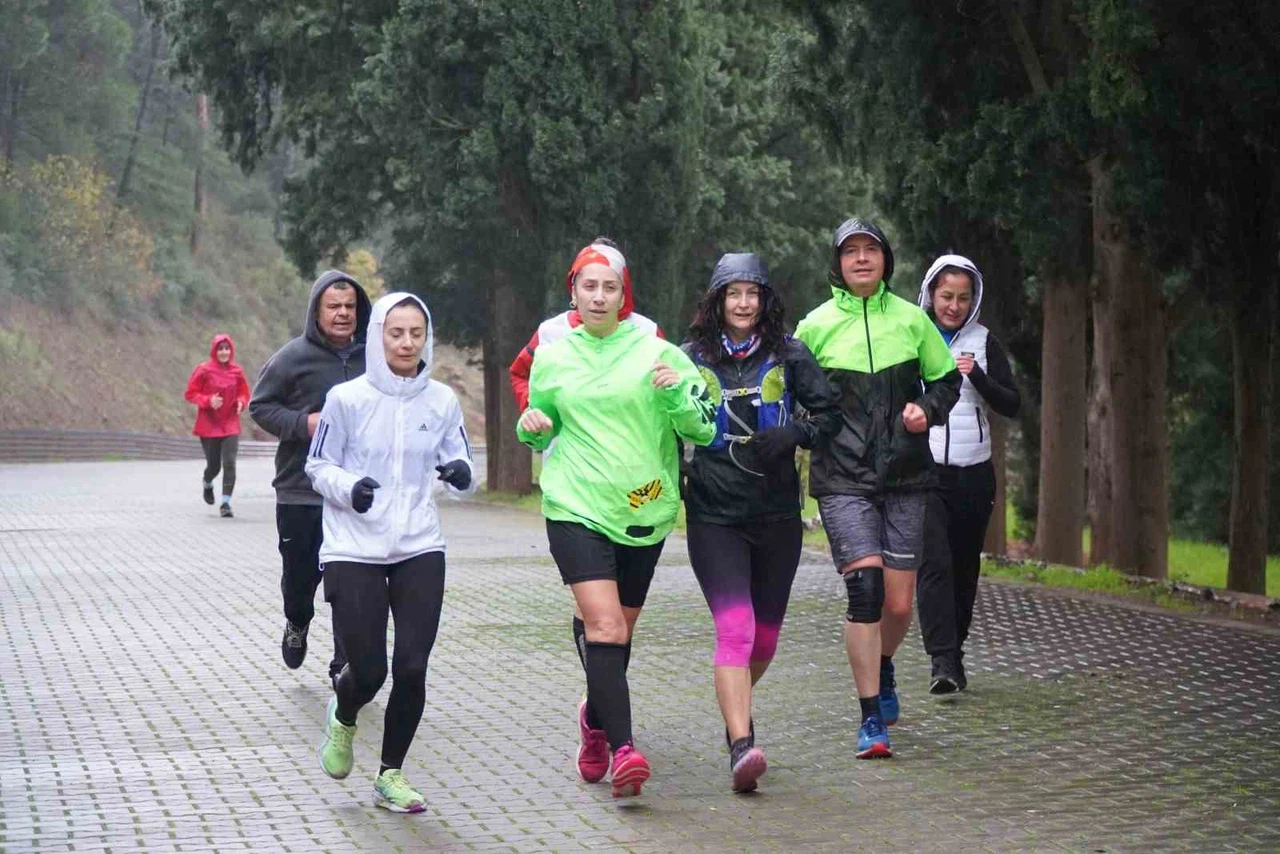 Büyükşehir Belediyesi vatandaşları spora teşvik ediyor