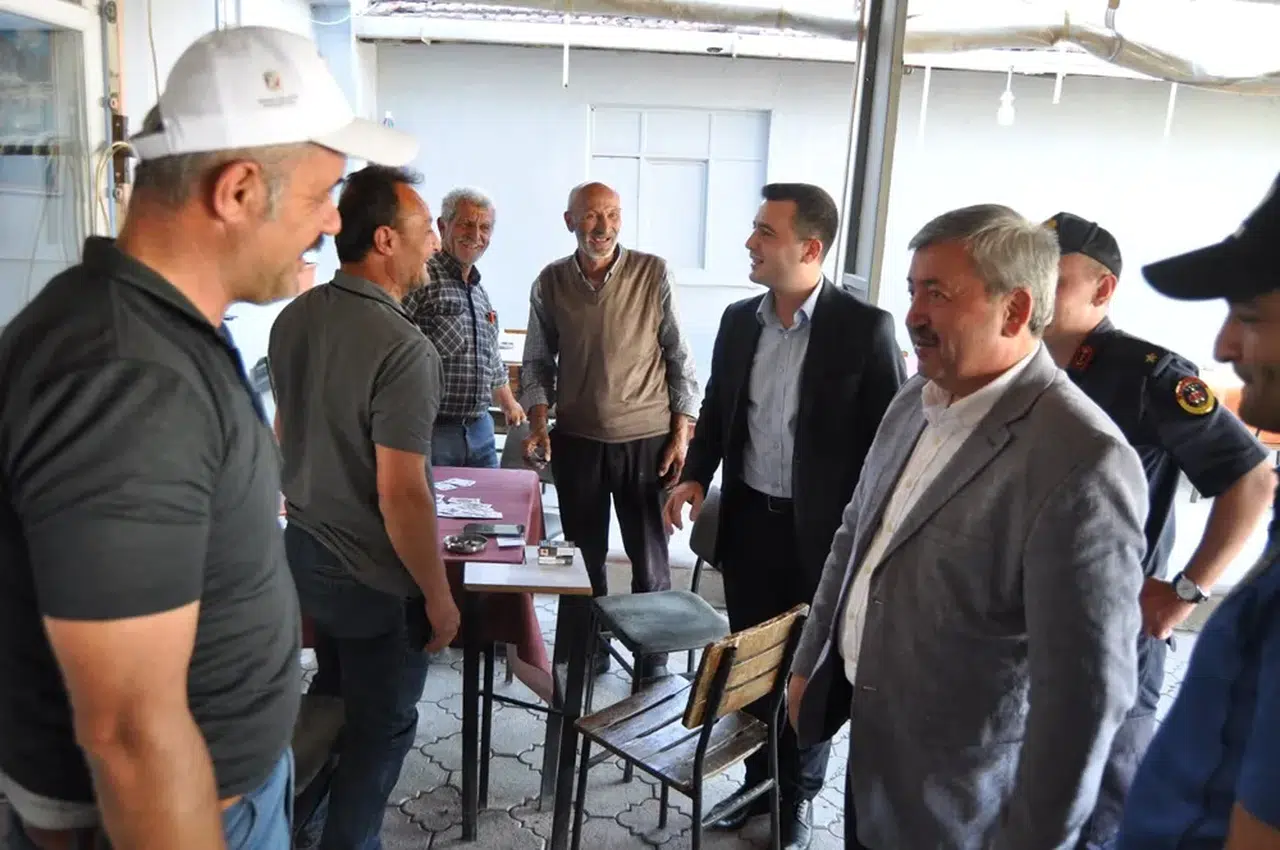 Kaymakam ve Başkan Birlikte Esnafı Gezdi