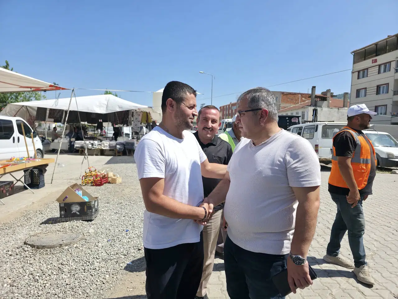 Başkan Ünlü, Esnaf ve Halkla Bir Araya Geldi