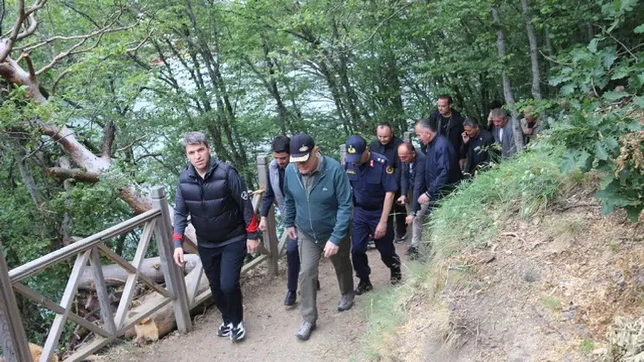 Amasya doğa yürüyüşü ve helikopter gösterisi yapıldı