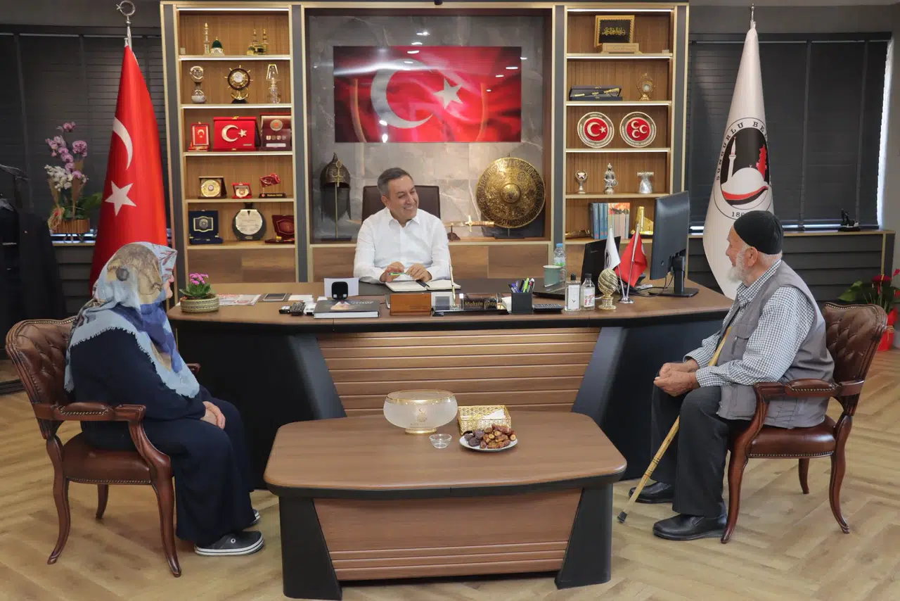 Şehit Aybüke Öğretmenin Ailesini Ağırladı