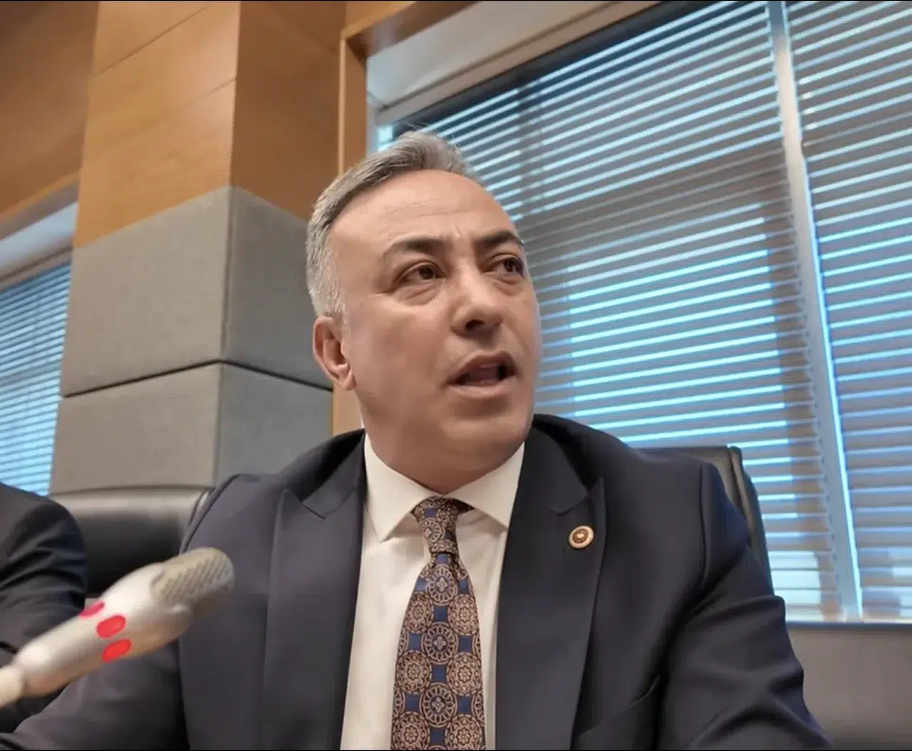Tahtasız, ÇAYKUR'daki Kadro ve Maaş Sorunlarını Gündeme Getirdi