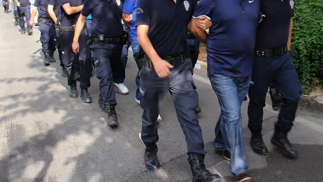 12 İlde Organize Suç Örgütüne Operasyon: 230 Kişi Gözaltında